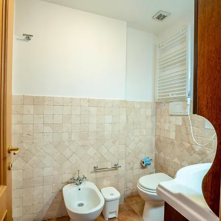 Isa - With Swimming Pool In Sorano, With Air Conditioning And Private Outdoor Area Apartahotel *
