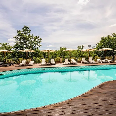 Apartahotel Isa - With Swimming Pool In Sorano, With Air Conditioning And Private Outdoor Area *