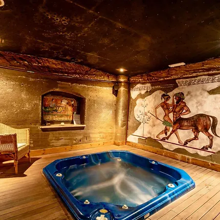 Aparthotel Isa - With Swimming Pool In Sorano, With Air Conditioning And Private Outdoor Area *